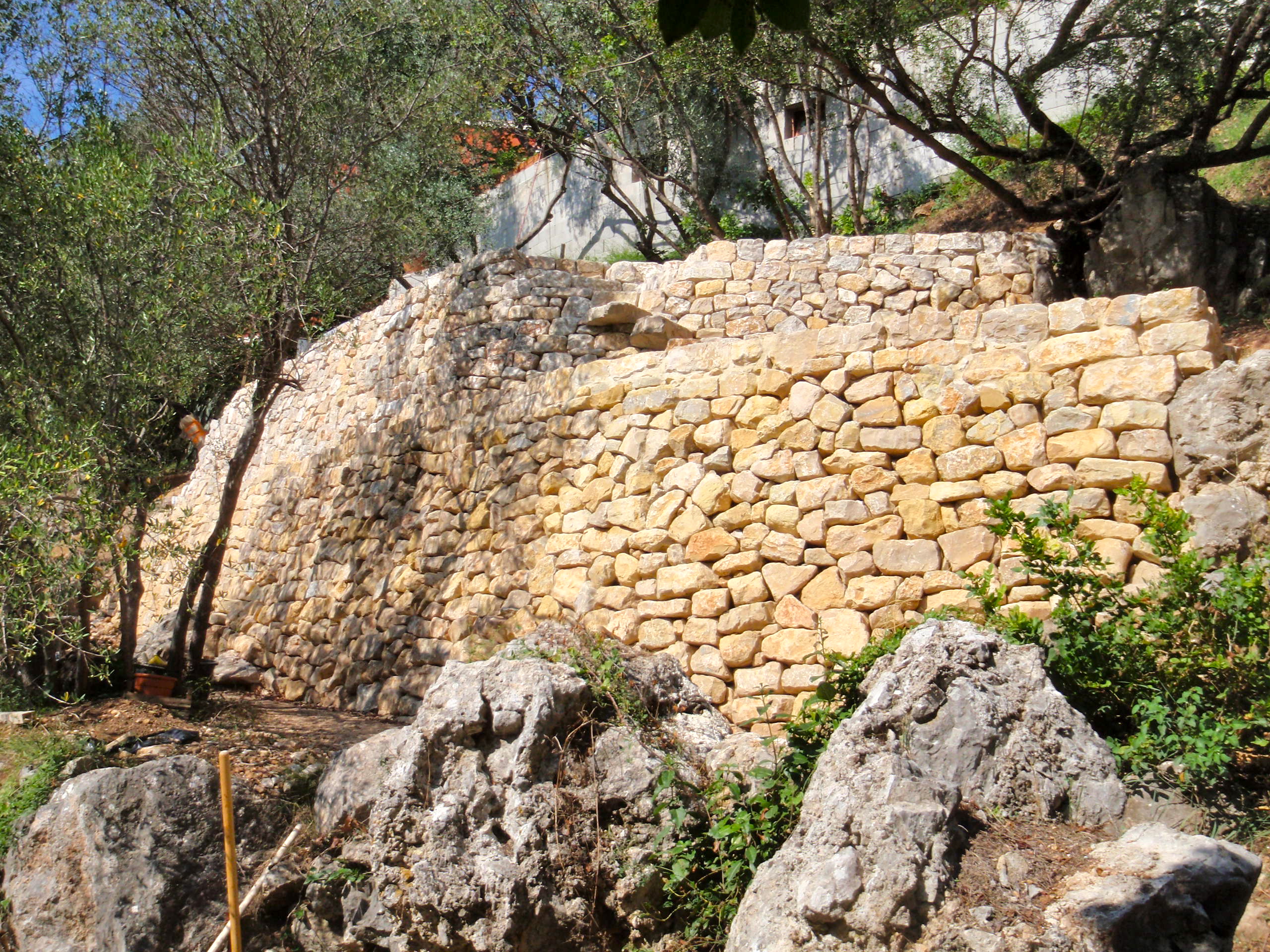 Construction de restanques - Murailler de Provence - JL Beltrando intervient dans les Bouches-du-Rhône (13), en Provence, et PACA.
